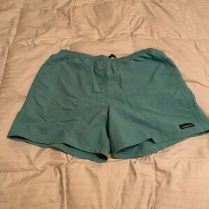 NWOT Men’s Patagonia Shorts